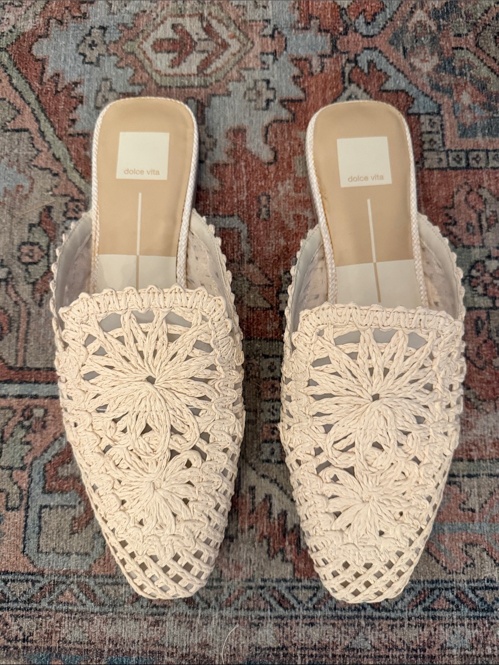 DOLCE VITA Diya Mule Flats in Oatmeal Sz 10 - NIB!